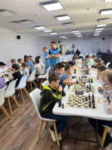 Спортивно-досуговый клуб «Крылатское» провел районные соревнования по шахматам «Крылатский блиц»